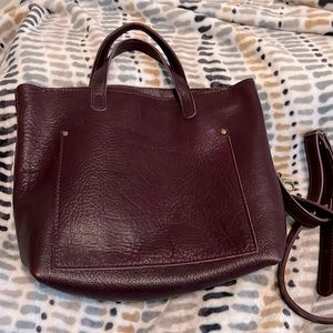 Portland leather goods- medium crossbody- zippered- PLUM 💟